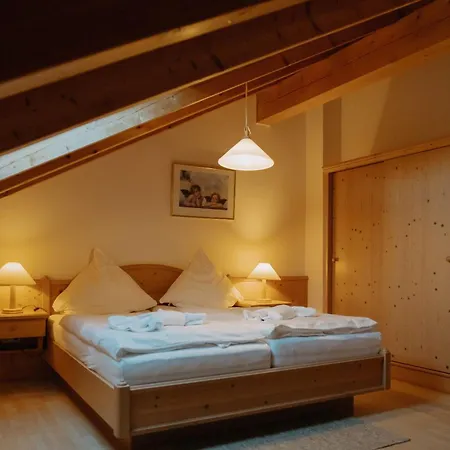 Gaestehaus Edhof * Witzmannsberg