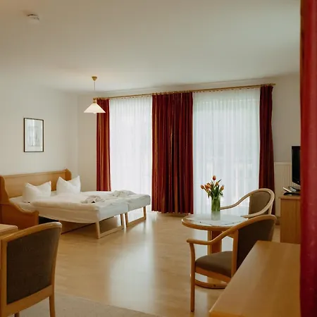 Gaestehaus Edhof *
