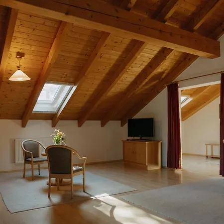 Edhof Apartment